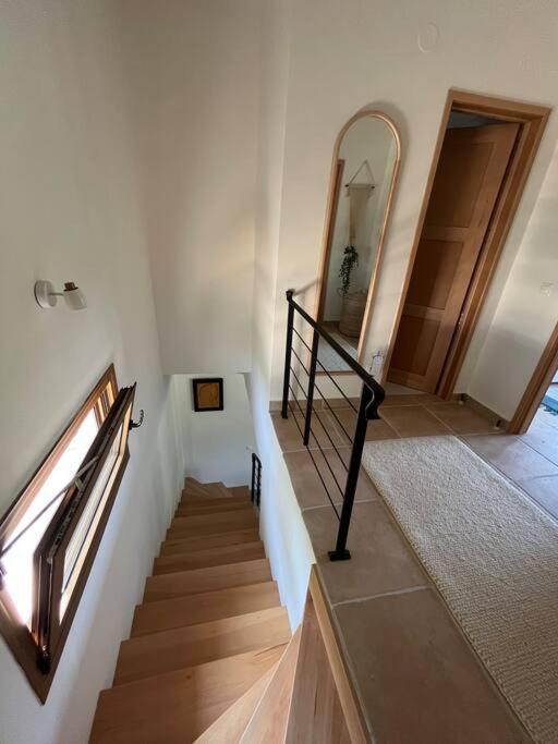 Villa Paralia Homes Cheerful 2 Bedroom With Pool, Unit #1 *