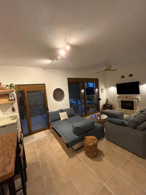 Paralia Homes Cheerful 2 Bedroom With Pool, Unit #1 Villa Kriopigi