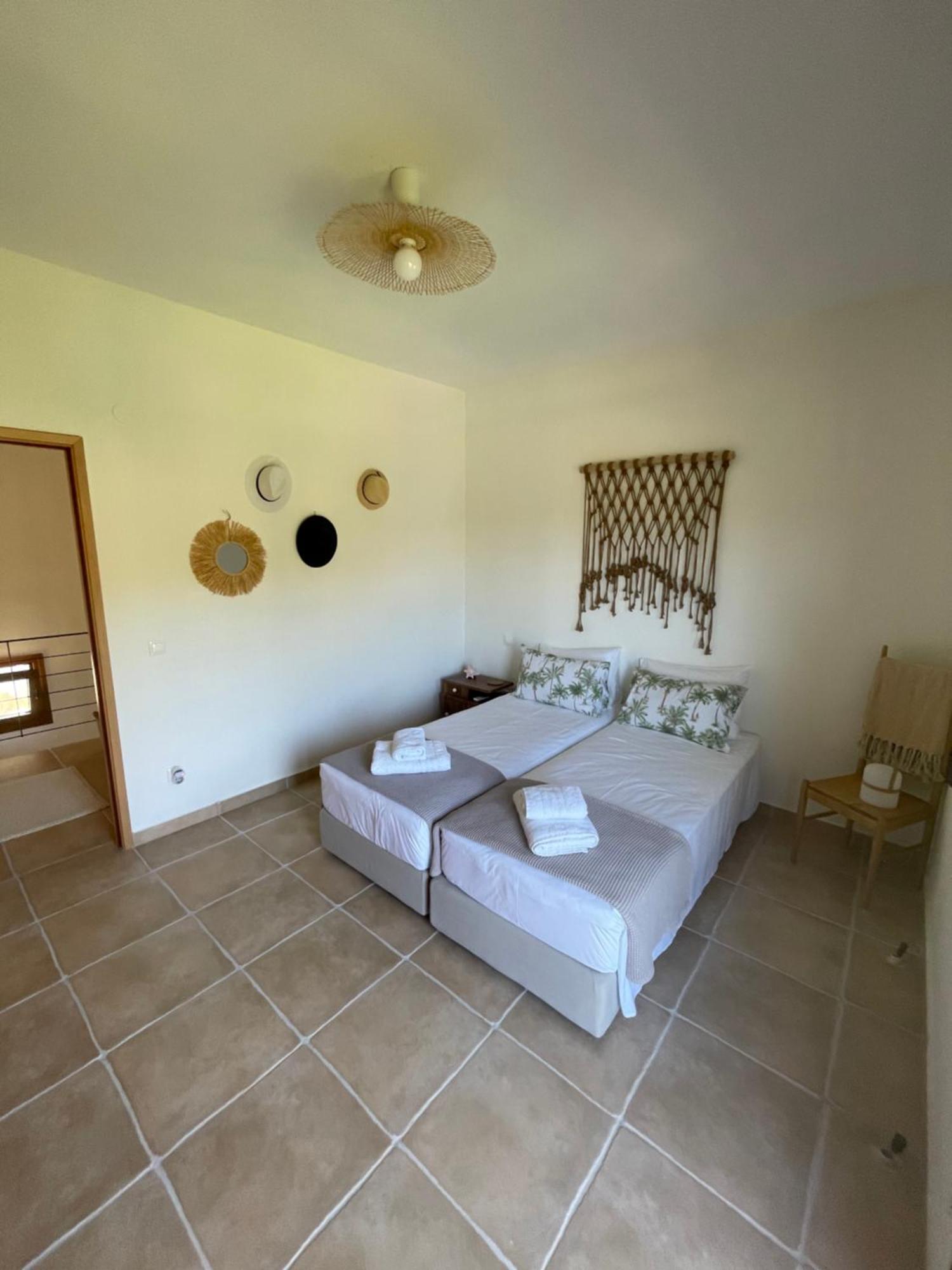 Paralia Homes Cheerful 2 Bedroom With Pool, Unit #1